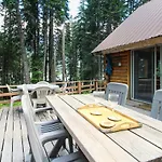Sweet Retreat Cabin
