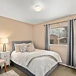 Walk To Downtown Festivities 2Bd2Ba Condo