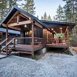 Ski Chalet A Cozy Little Cabin In The Woods Near Lake Wenatchee