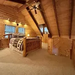 Chipmunk Lodge By Nw Comfy Cabins