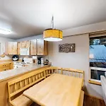 Towering Pines Cabin & Game Room