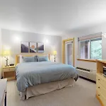 Aspen Suites 505 & 506: Downtown Duo