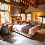 Sleeping Lady Mountain Resort