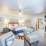 All Seasons River Inn
