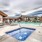 Icicle Village Resort Condo #408