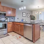 Walk To Downtown Leavenworth * Sleeps 6 + Pets * Ground Level Gem!