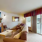Icicle Village Resort 401 Aspen Abode