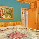 Marie\'S Cabin