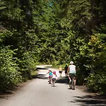 Leavenworth Camping Resort Tiny House Rudolf