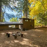 Vista View Chalet - 2 Bed 1 Bath Vacation Home In Lake Wenatchee