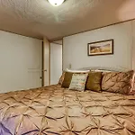 Pinecone Den