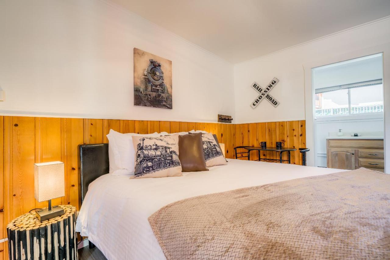 Hotel Wanderlust 4*