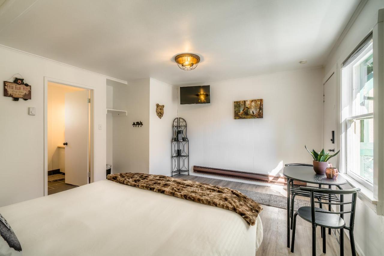 Wanderlust Hotel 4*