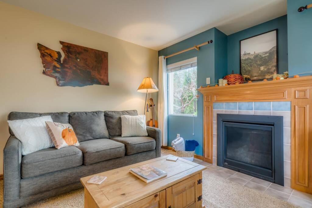 Bavarian Condo, 5 Star Ground Floor Unit, Walk To Town, Sleeps 6 * Leavenworth