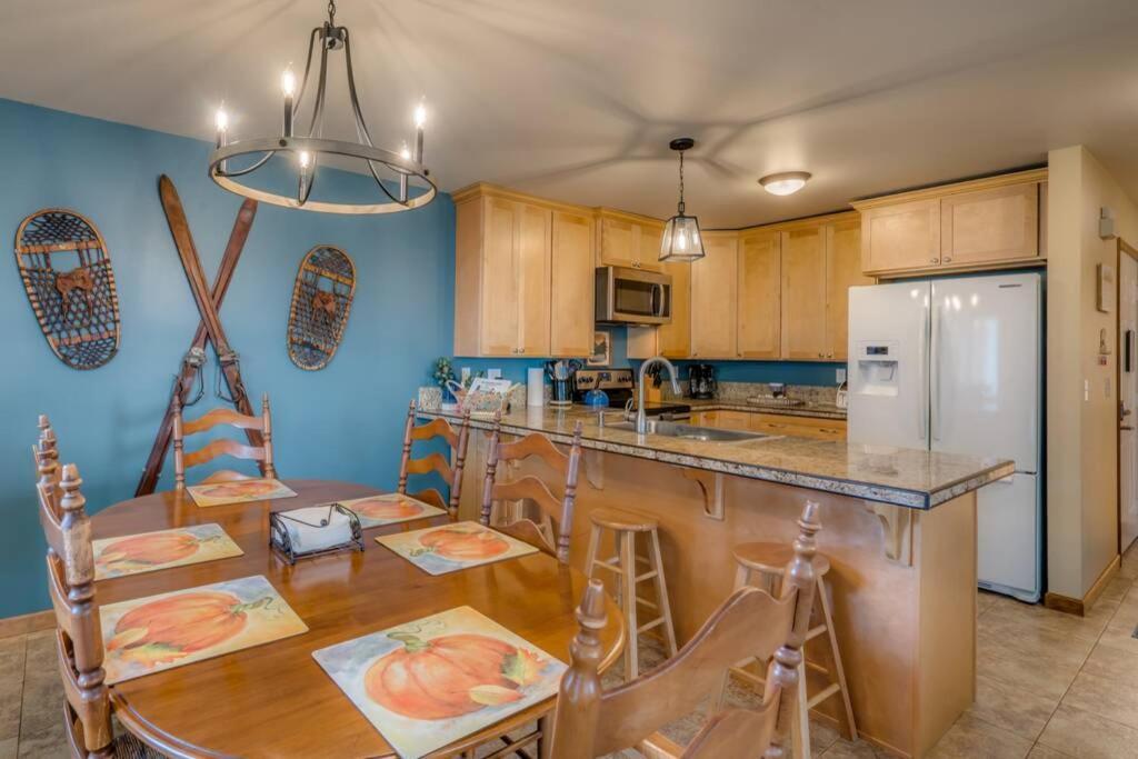 Bavarian Condo, 5 Star Ground Floor Unit, Walk To Town, Sleeps 6 * Leavenworth