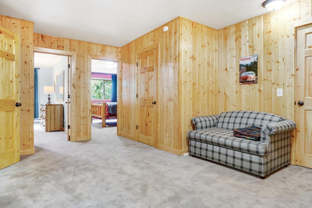 Holiday home Triple Pines