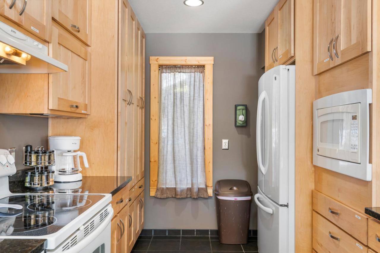 Wander Inn, 4 Bedroom 2 Bath, 5 Min To Downtown, Custom *