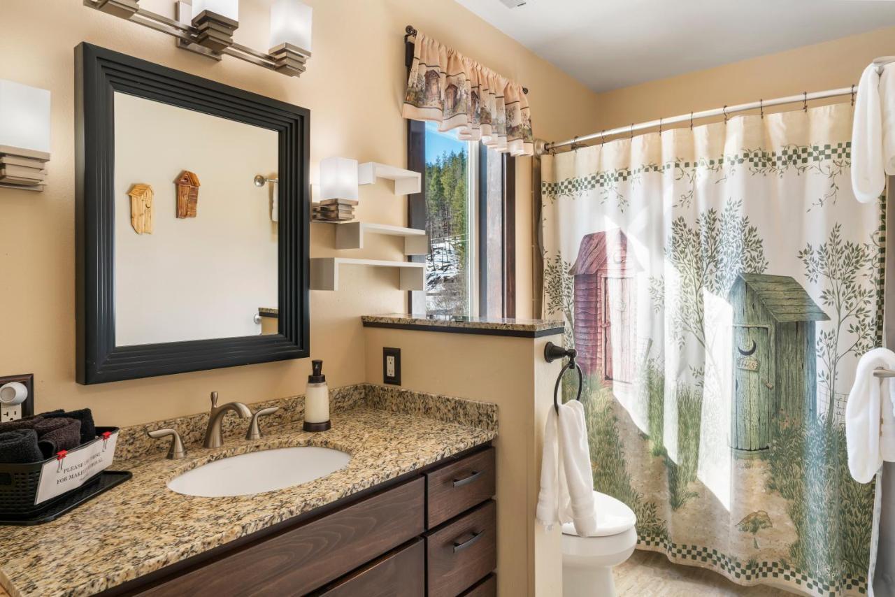Wander Inn, 4 Bedroom 2 Bath, 5 Min To Downtown, Custom