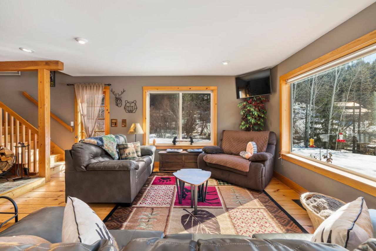Wander Inn, 4 Bedroom 2 Bath, 5 Min To Downtown, Custom Holiday home *