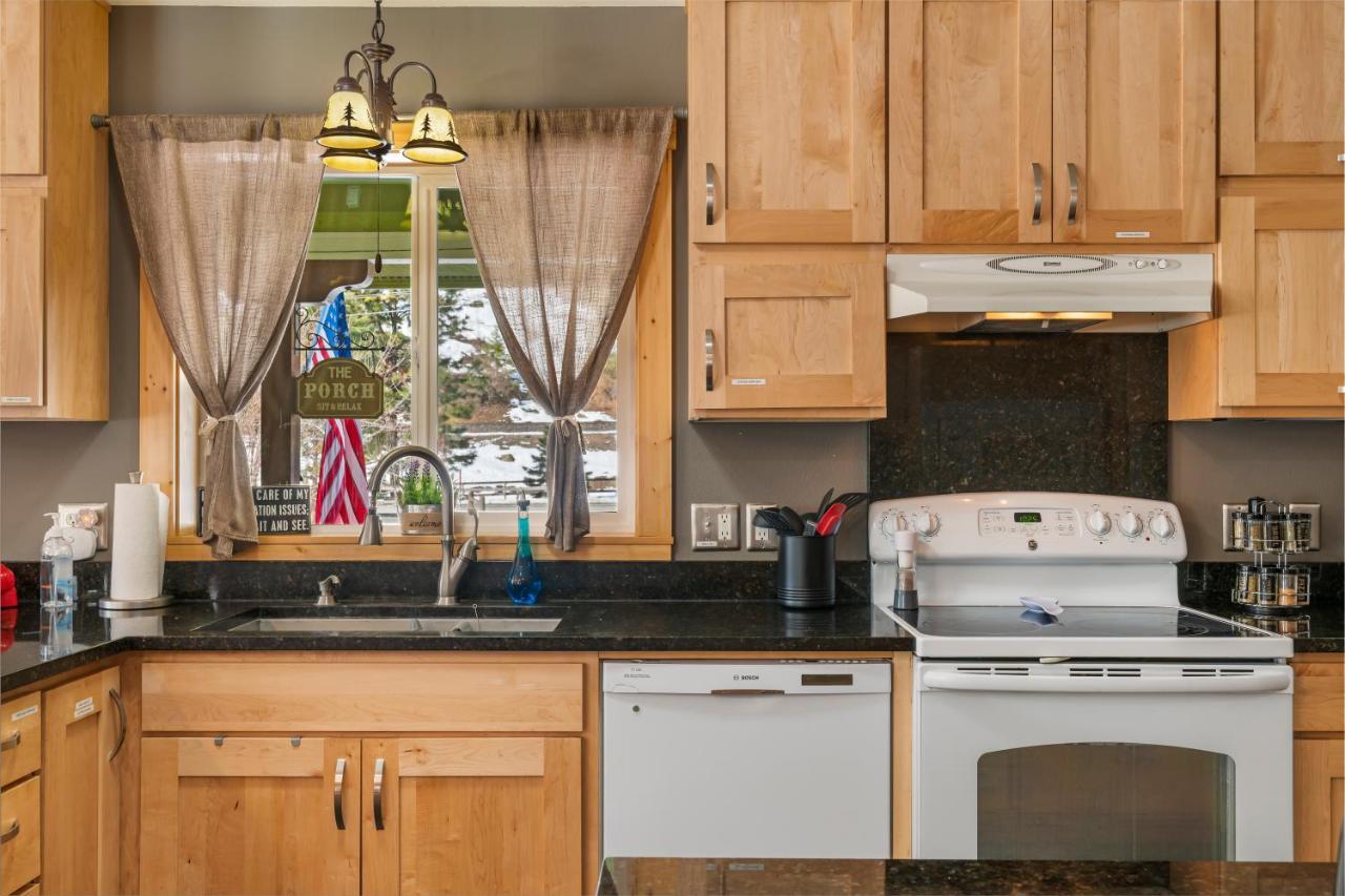 Holiday home Wander Inn, 4 Bedroom 2 Bath, 5 Min To Downtown, Custom *