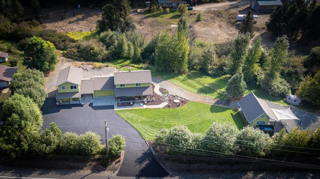 Holiday home Wander Inn, 4 Bedroom 2 Bath, 5 Min To Downtown, Custom *