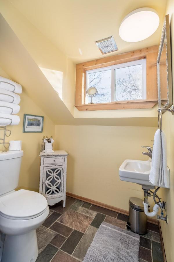 Rockwell Retreat By Nw Comfy Holiday home *