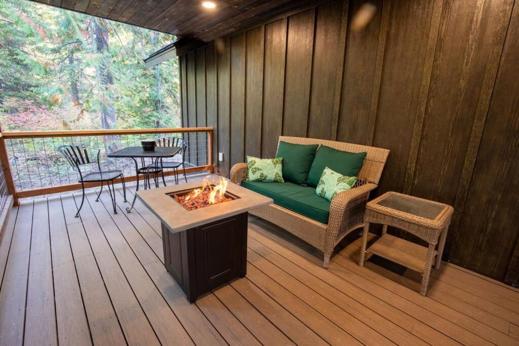 Holiday home Tall Pines A Cozy 1 Bedroom Tiny