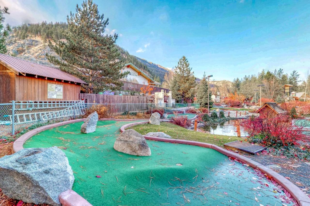 Icicle Village 507 & 508: Alpine Reflections *