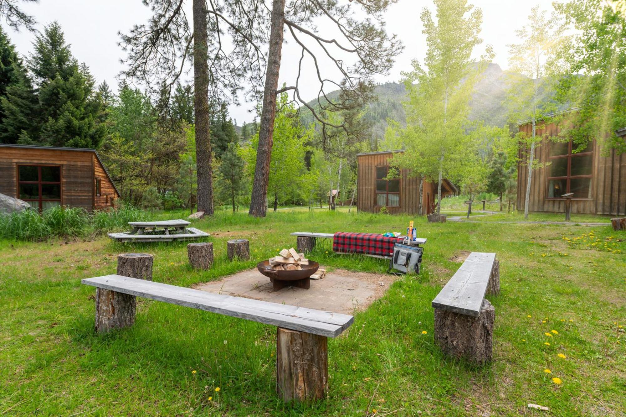 Sleeping Lady Mountain Resort Leavenworth