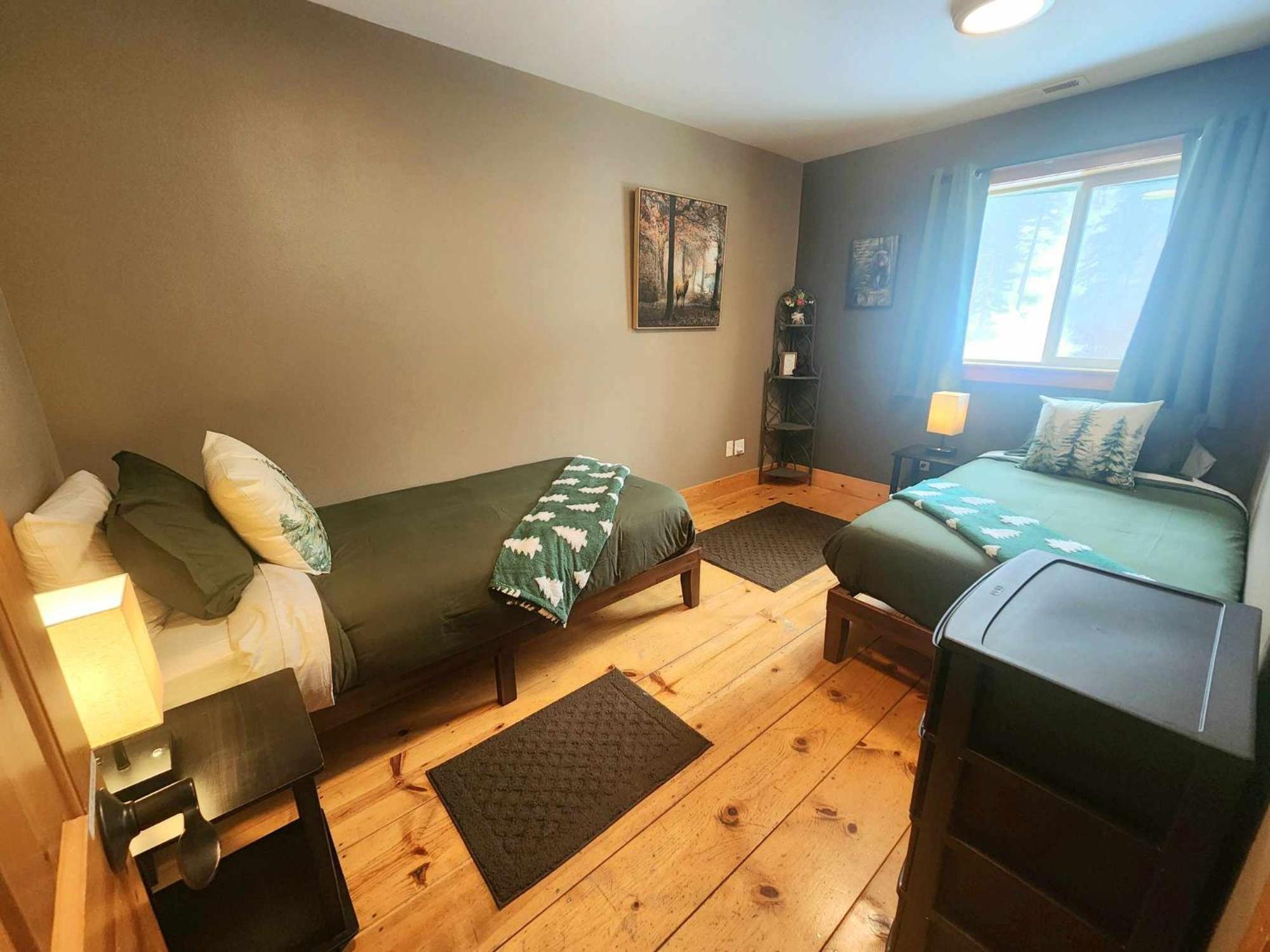 Wander Inn, 4 Bedroom 2 Bath, 5 Min To Downtown, Custom * Leavenworth