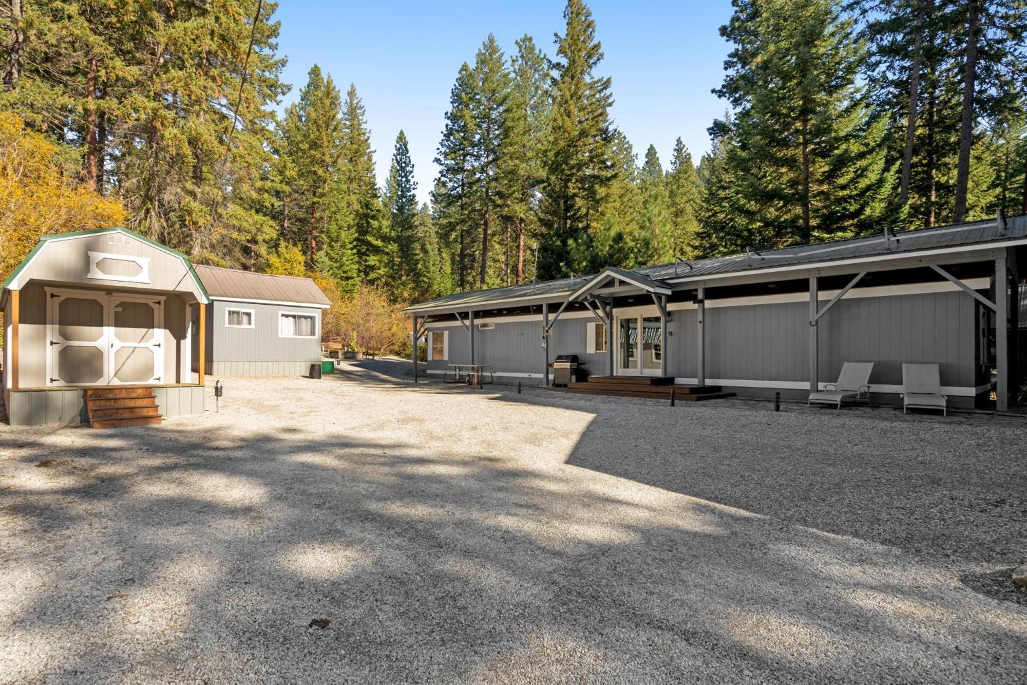 Pinecone Den Leavenworth
