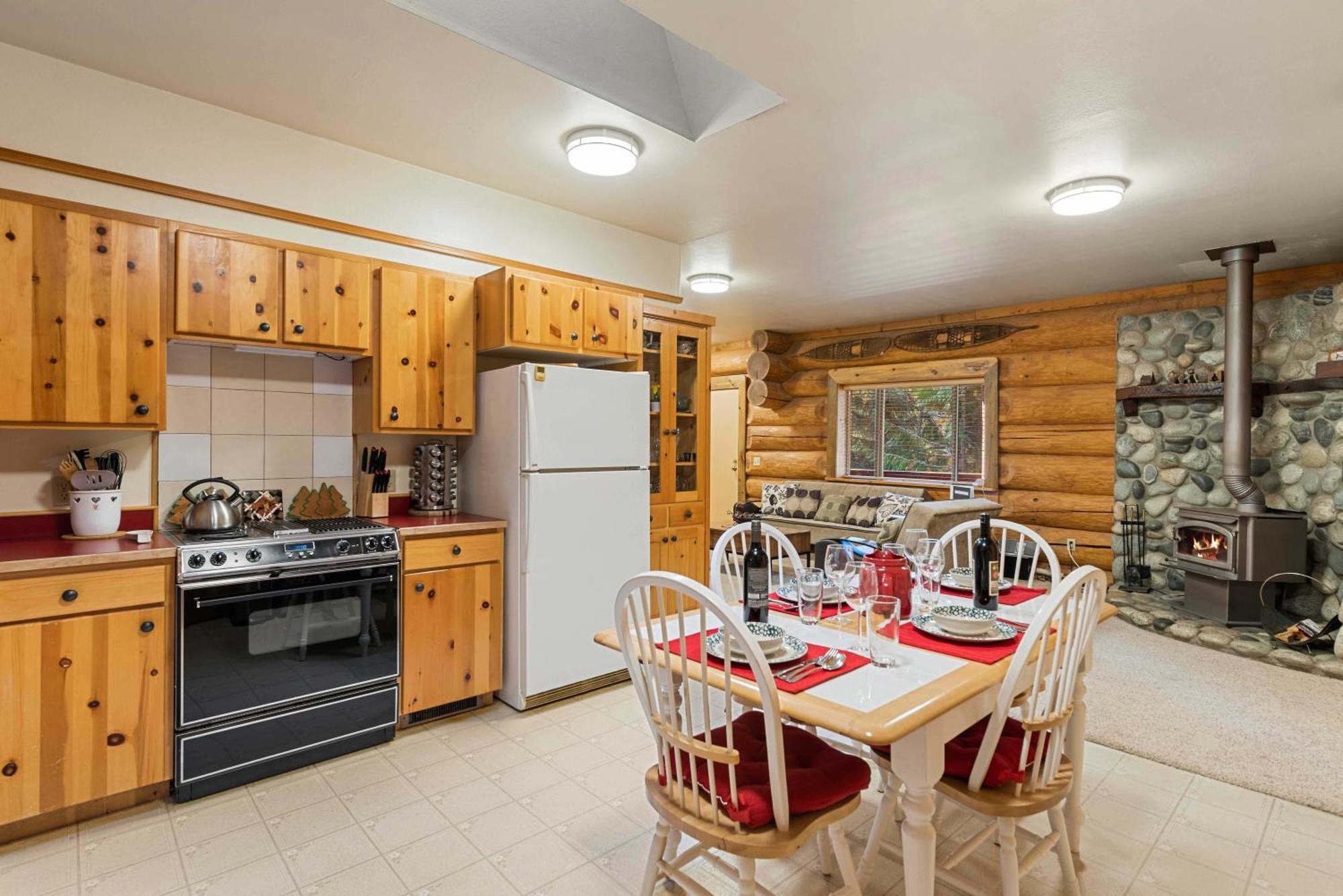 Bear Ridge Cabin Holiday home