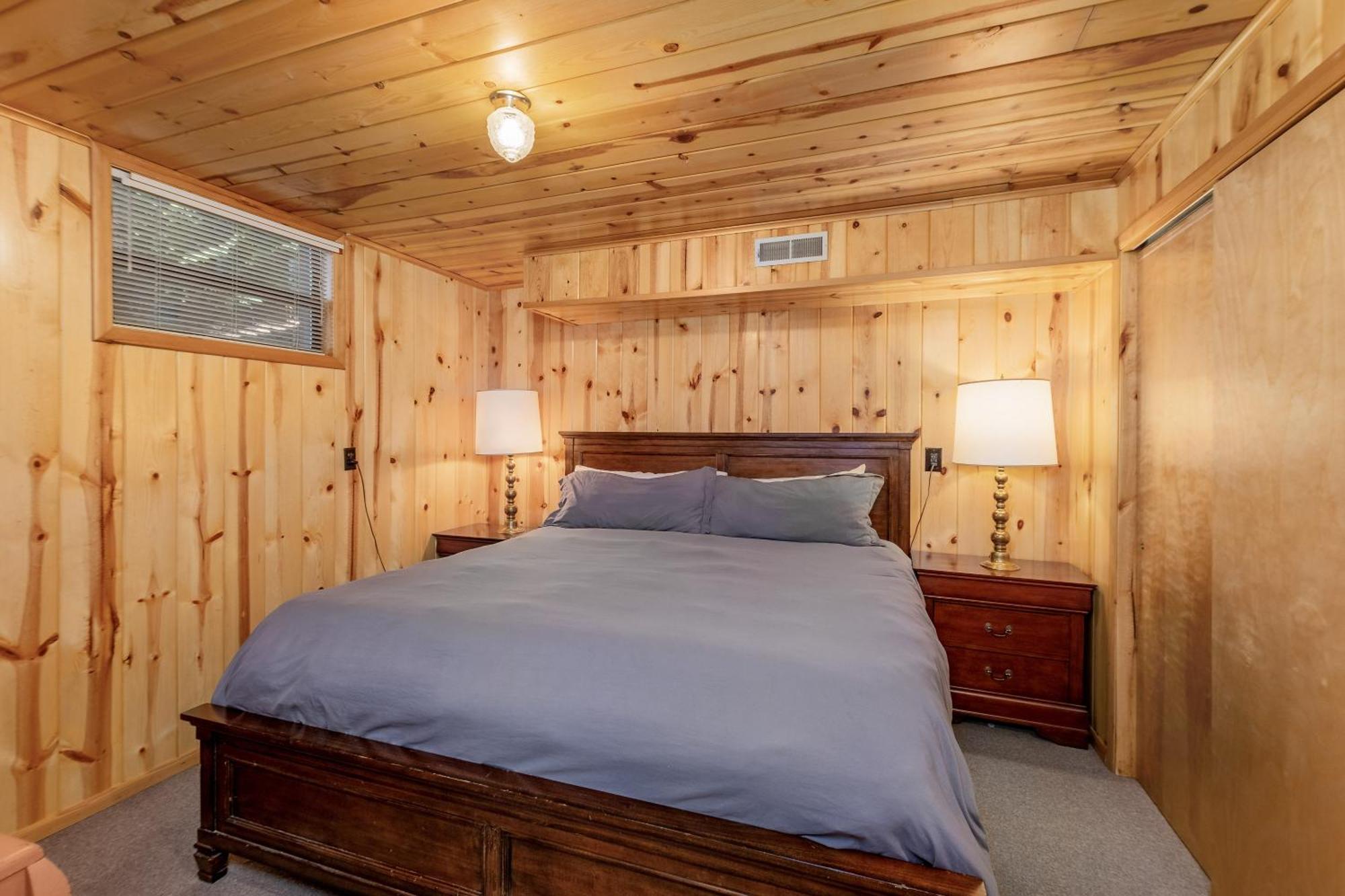 About The By Nw Comfy Holiday home *
