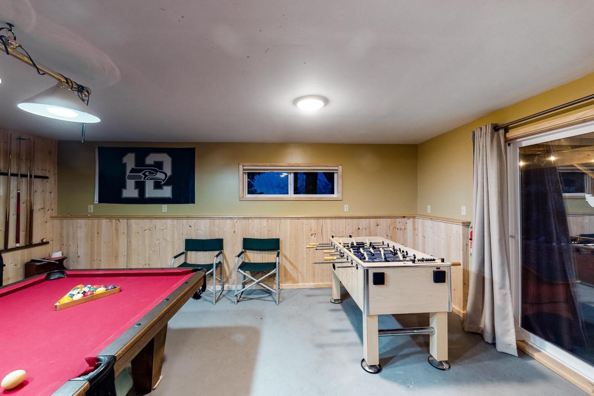 Towering Pines & Game Holiday home