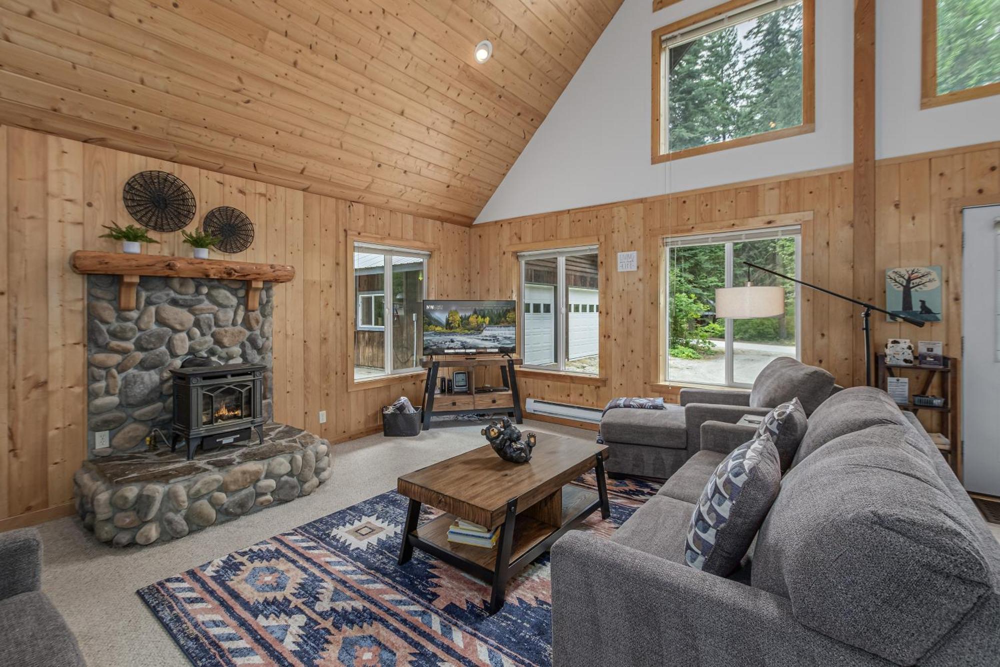 Pine River Retreat * Leavenworth