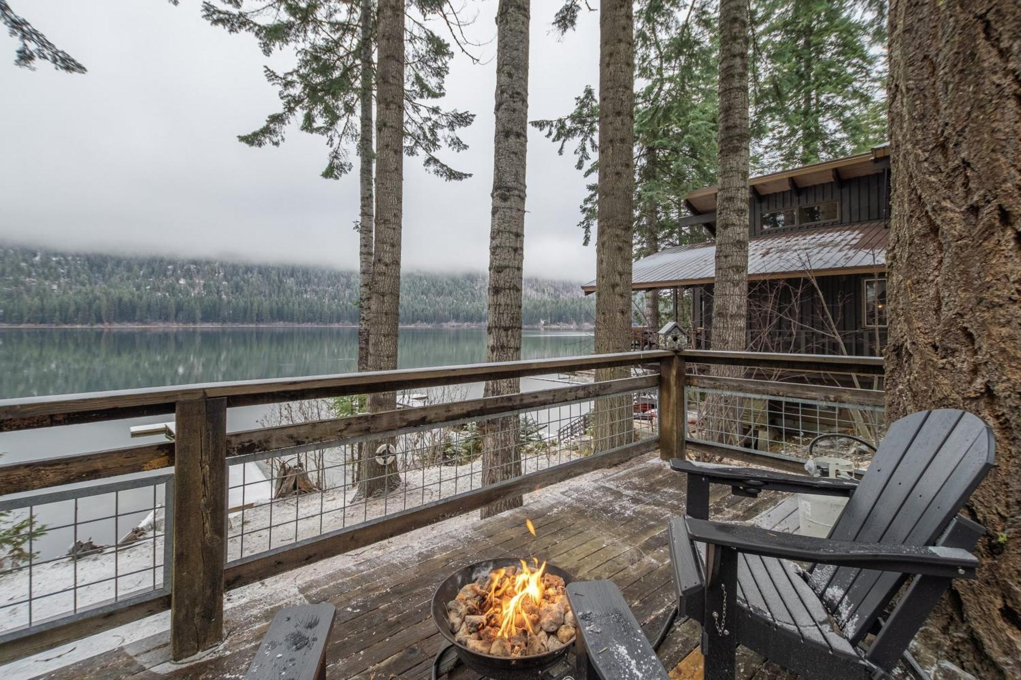 Doc Roy's Legacy On Fish By Nw Comfy Leavenworth