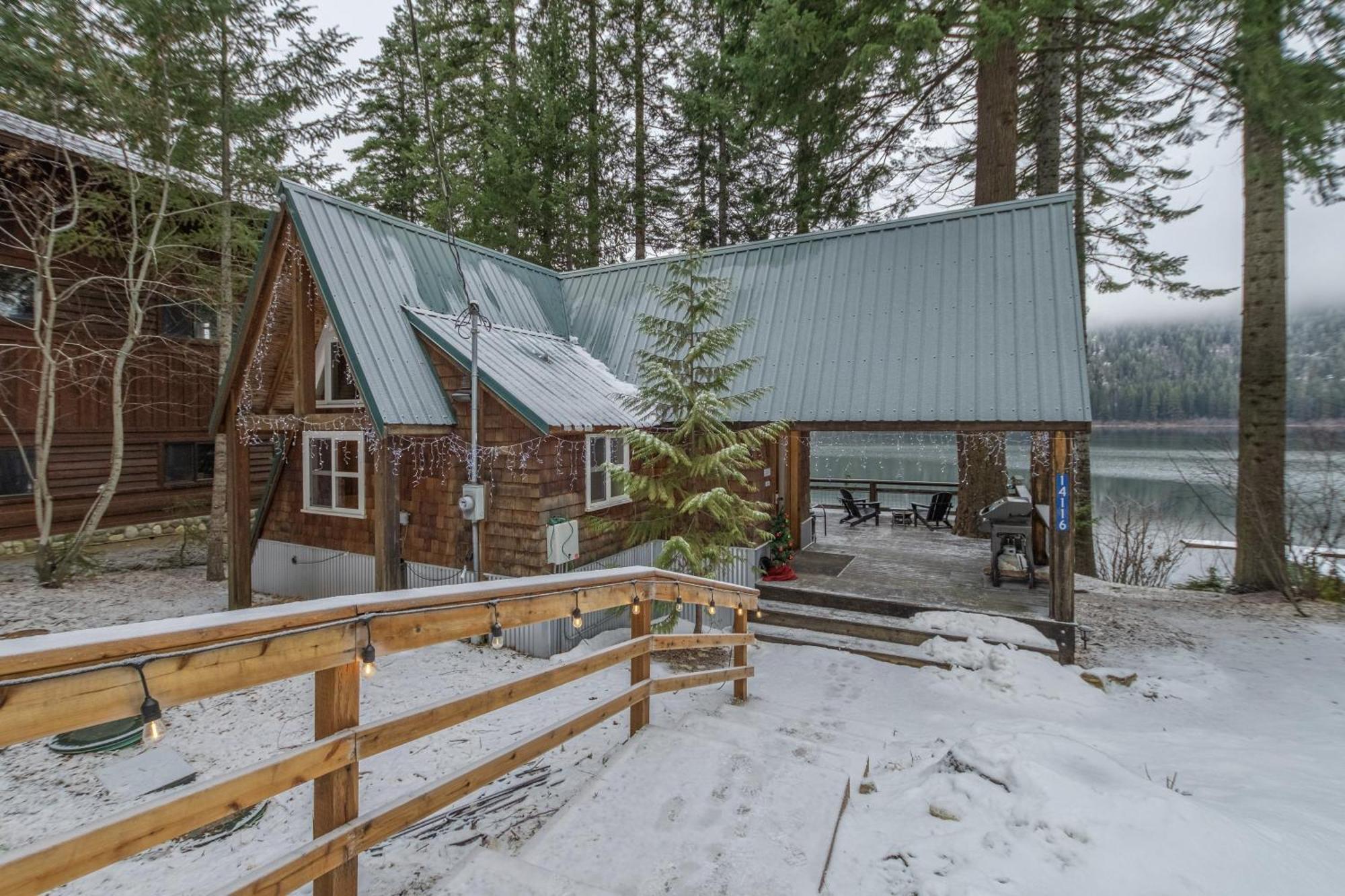 Doc Roy's Legacy On Fish By Nw Comfy Leavenworth