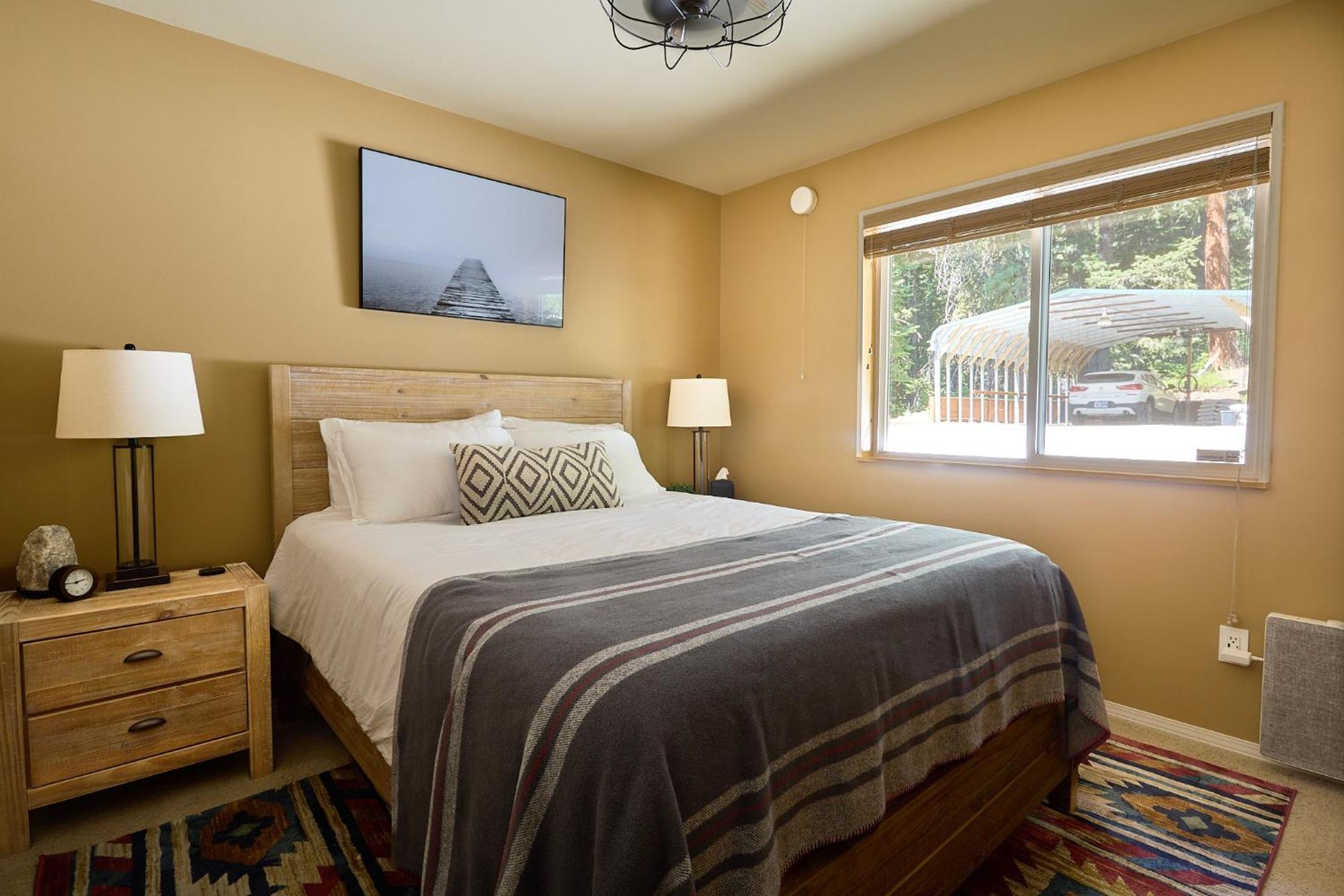 Riverfront Near Skiing, Lakes, Mtns & Chalet *