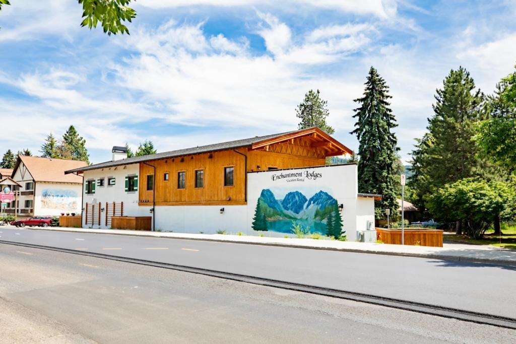 Enchantment - 5 Min Walk To Downtown *