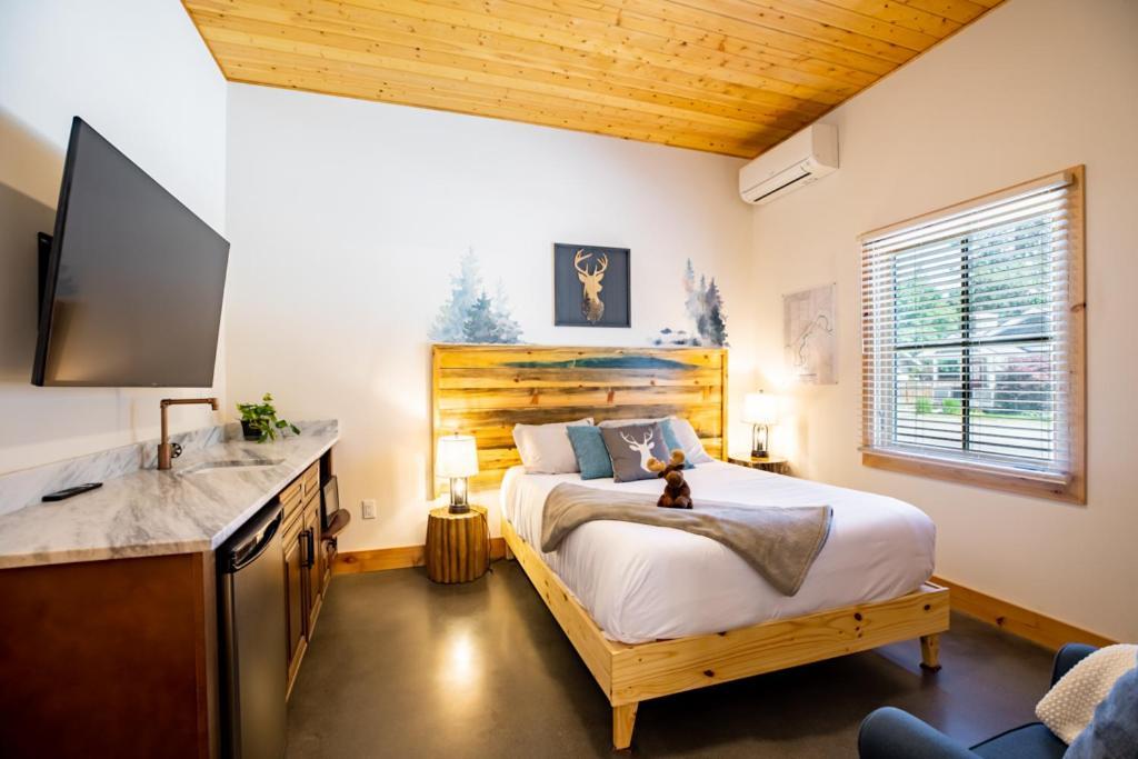 Enchantment - 5 Min Walk To Downtown