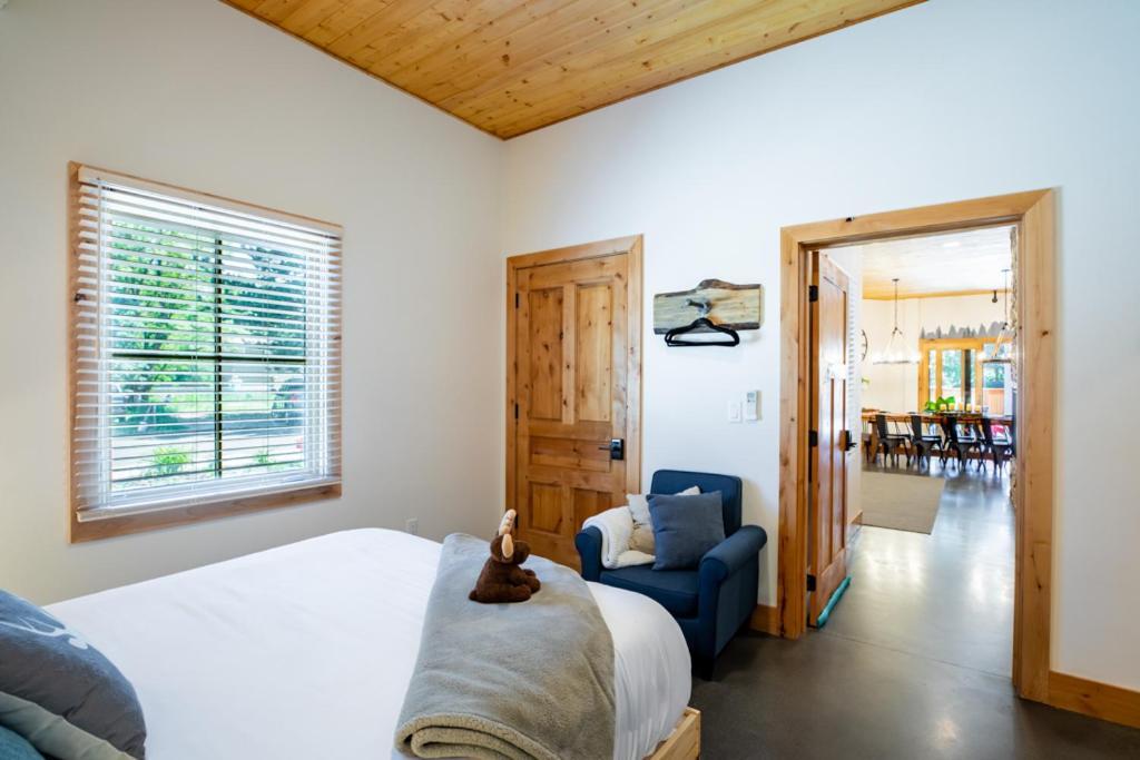 Enchantment - 5 Min Walk To Downtown Homestay