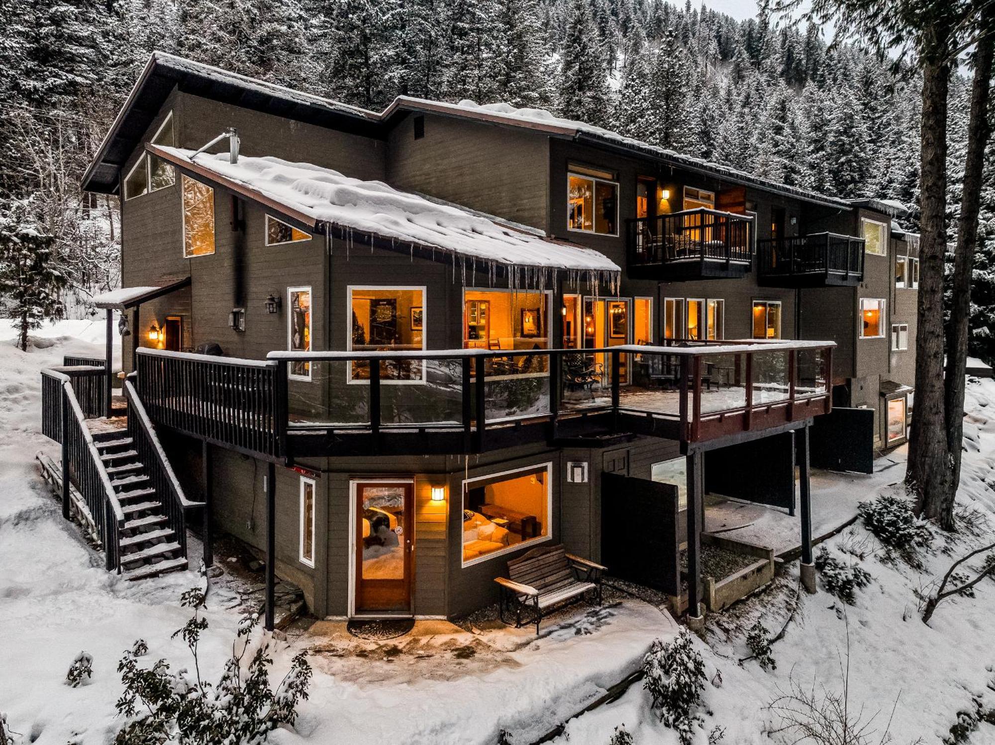 Inn Seasons River Leavenworth