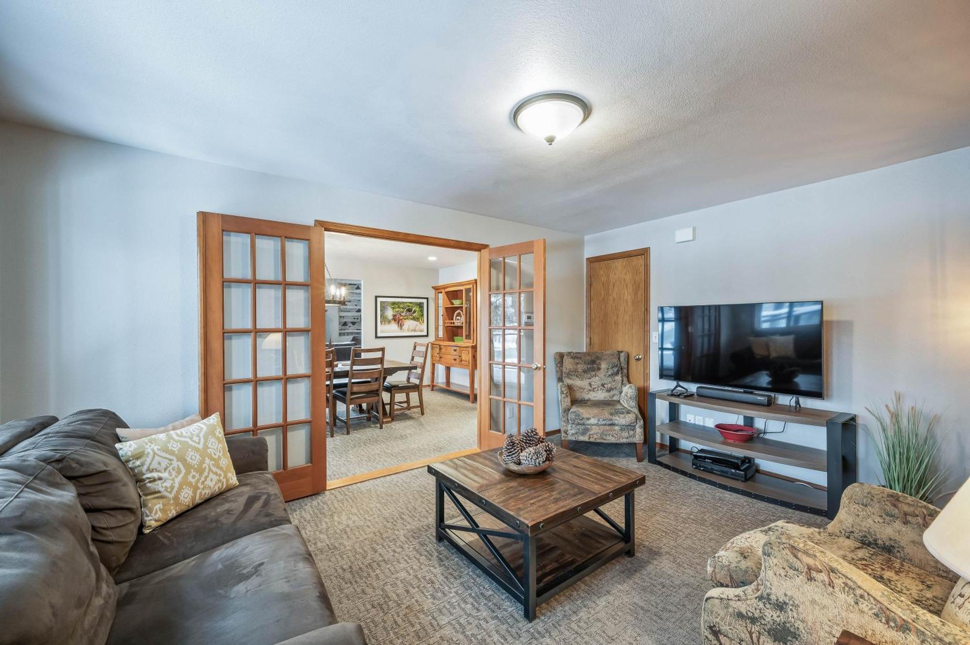 Inn Seasons River Leavenworth