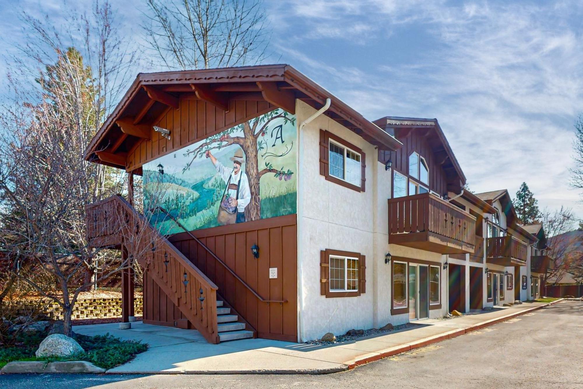Icicle Village 401 Aspen Abode *