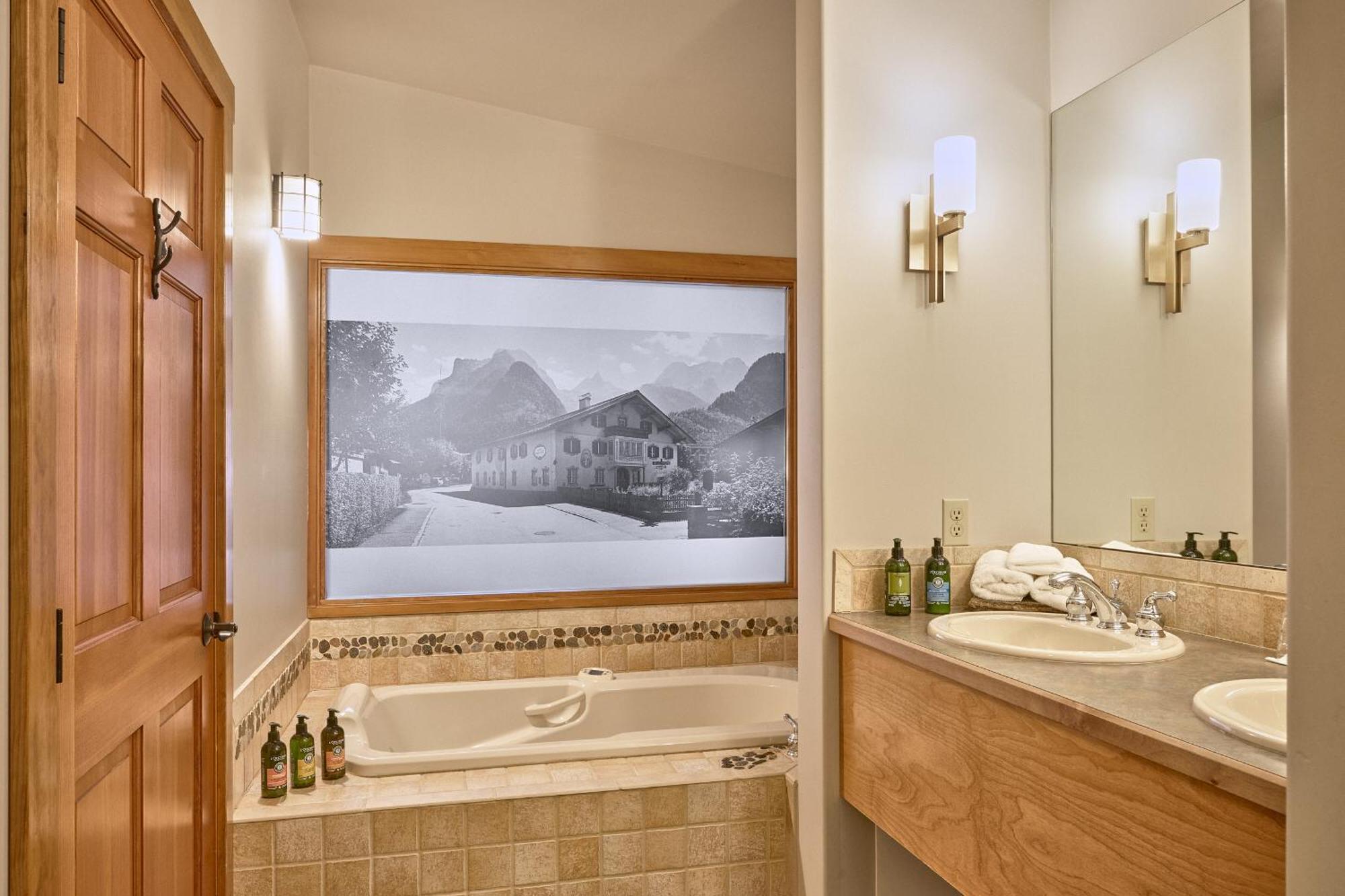 Erika Hotel Leavenworth