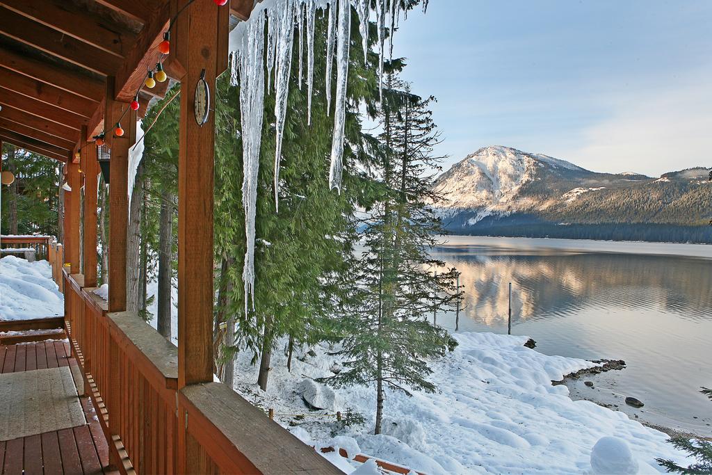 Weekend Hideout *