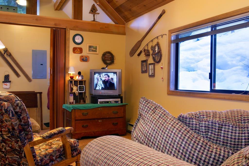 Weekend Hideout *