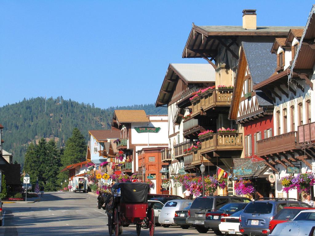 Hotel Linderhof Leavenworth