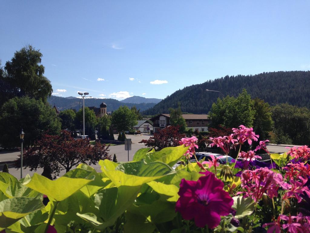 Linderhof Leavenworth