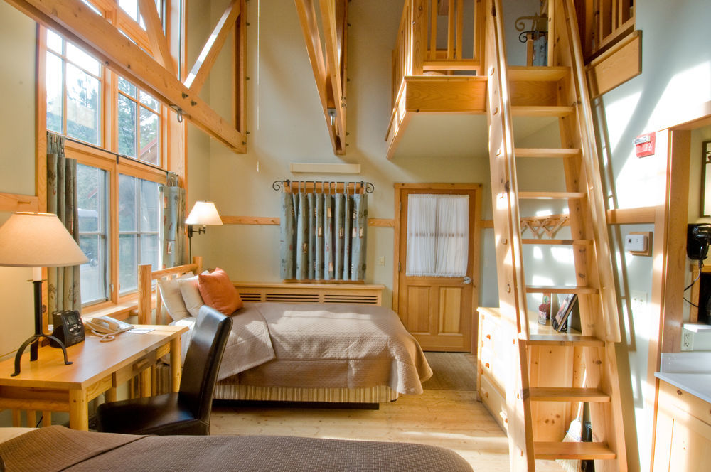 Sleeping Lady Mountain 3* Leavenworth